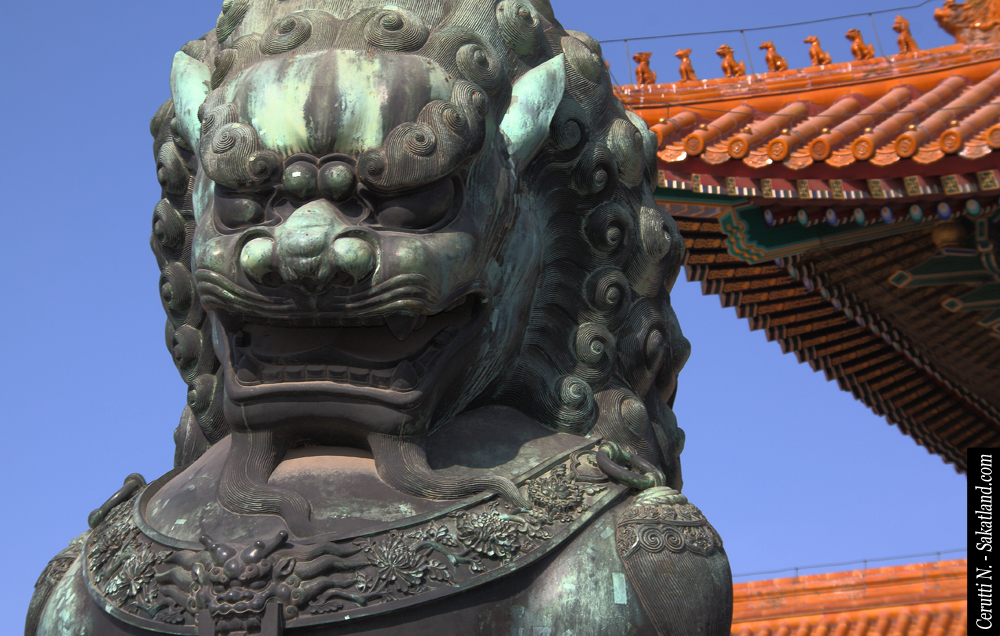 Tiananmen_Lion2.jpg