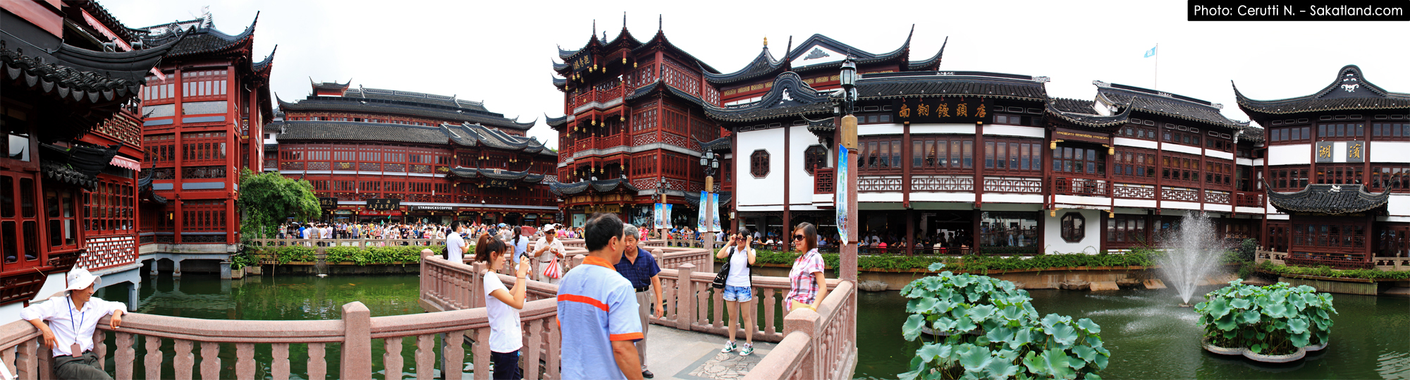 Shanghai_ChenghuangMiao-Pano1.jpg