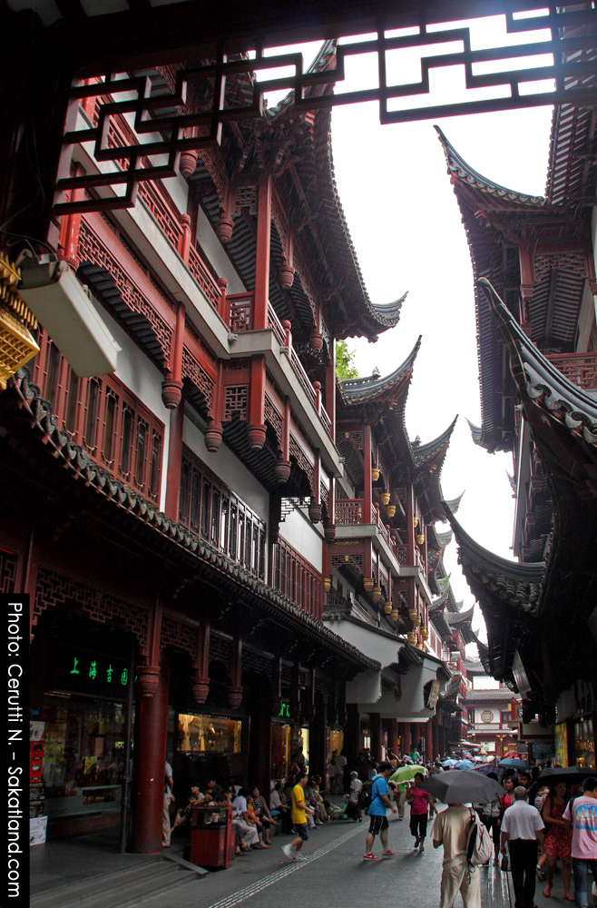 Shanghai_ChenghuangMiao2.jpg
