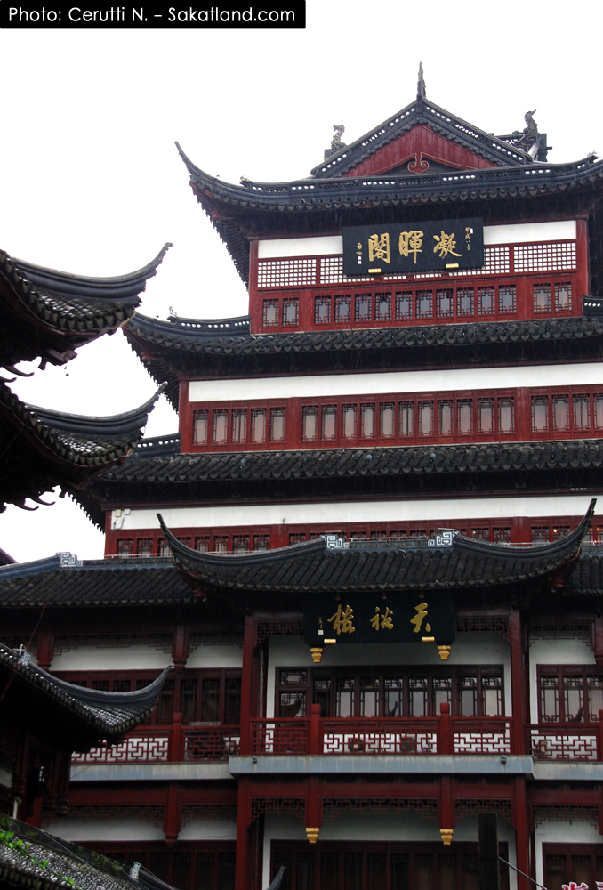 Shanghai_ChenghuangMiao3.jpg