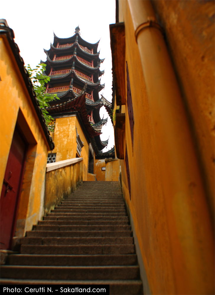 Jinshansi_Stairs1.jpg