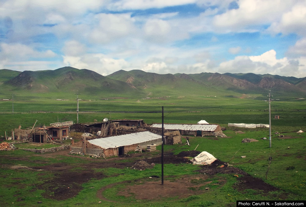 Xiahe_Bus-muchang2.jpg