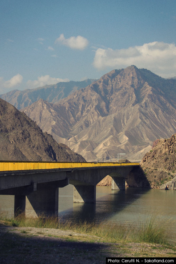 Xiahe_Bus-pont1.jpg