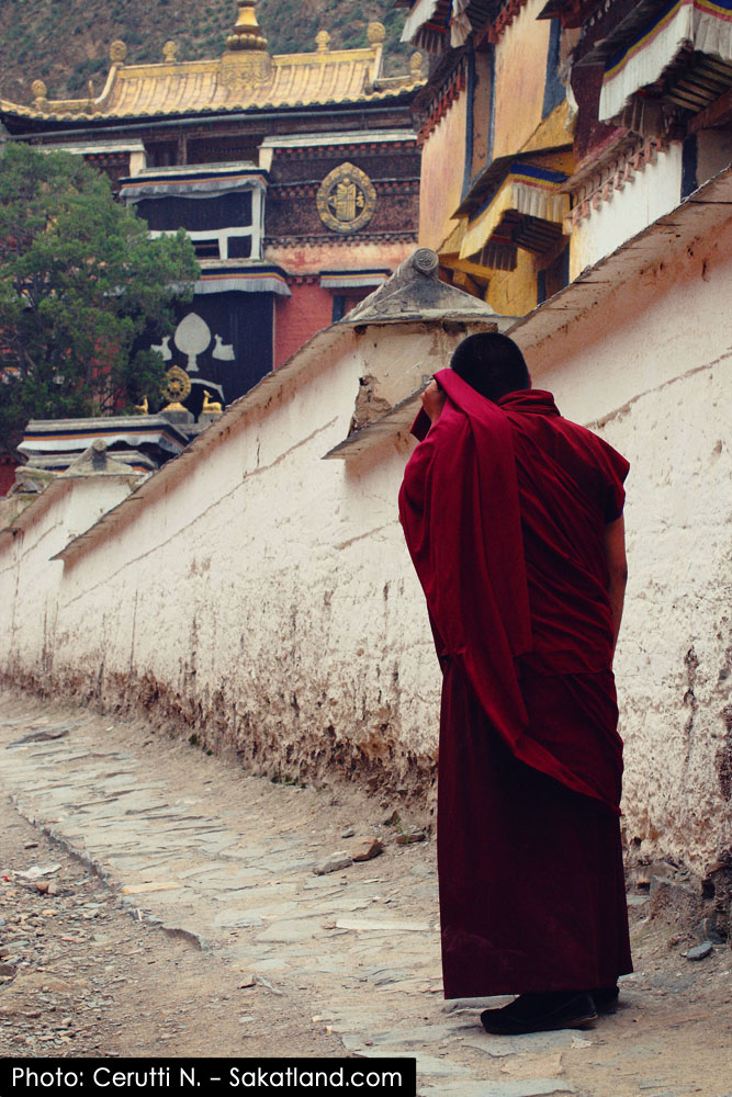Xiahe_Guide.jpg