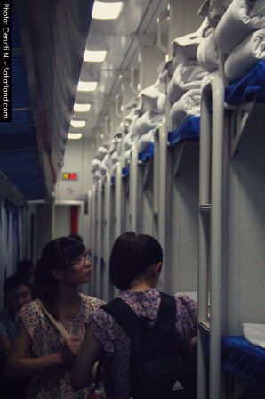 Xiahe_Nightrain3.jpg