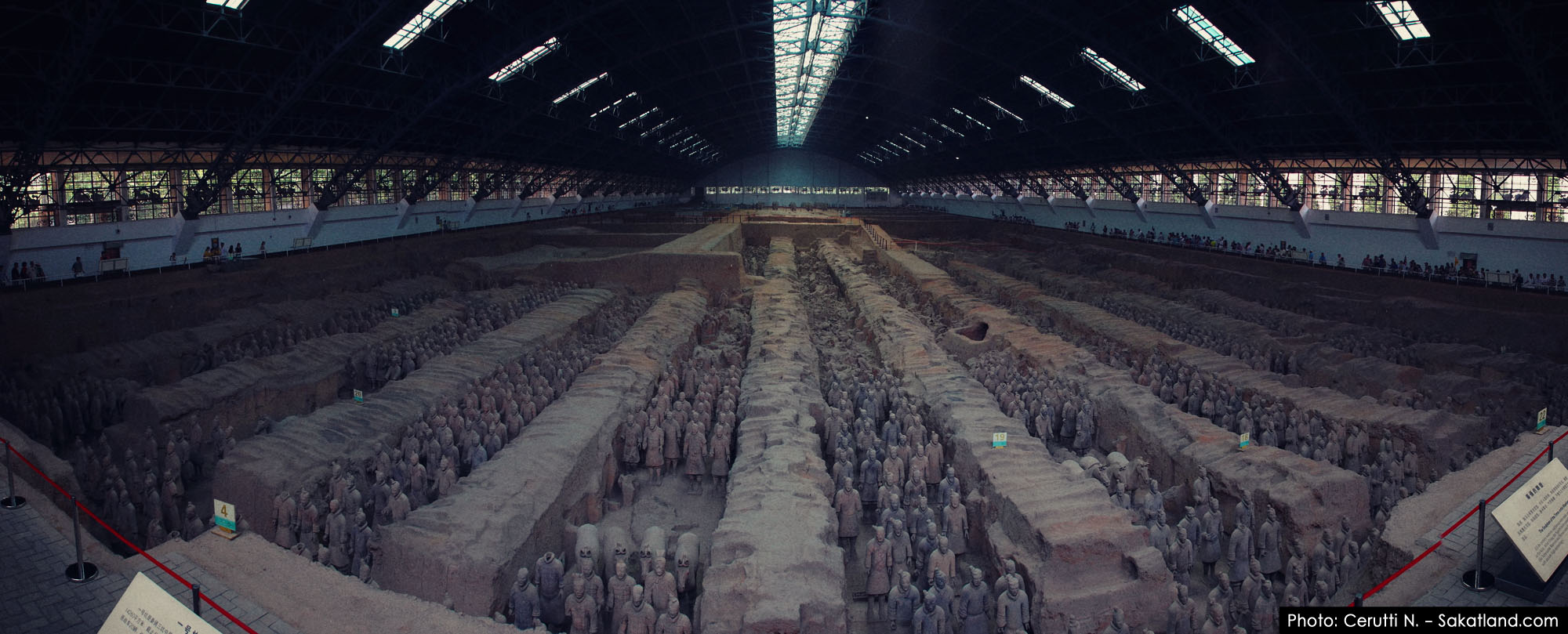 Xian-Bingmayong-Pano2.jpg