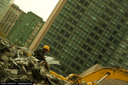 Daily-Beijing_Worker1.jpg