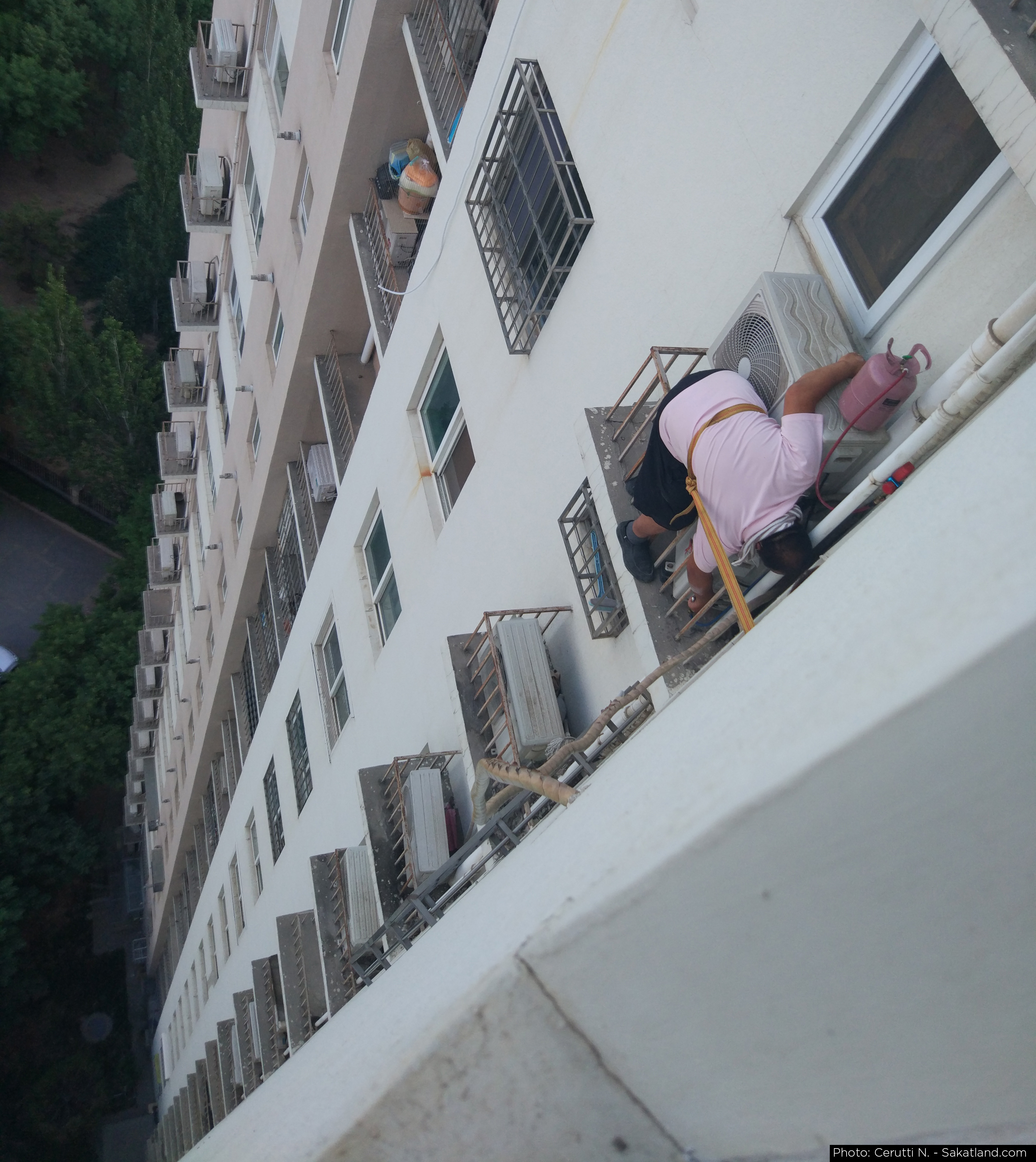 AC_Repair_Yolo_02.jpg