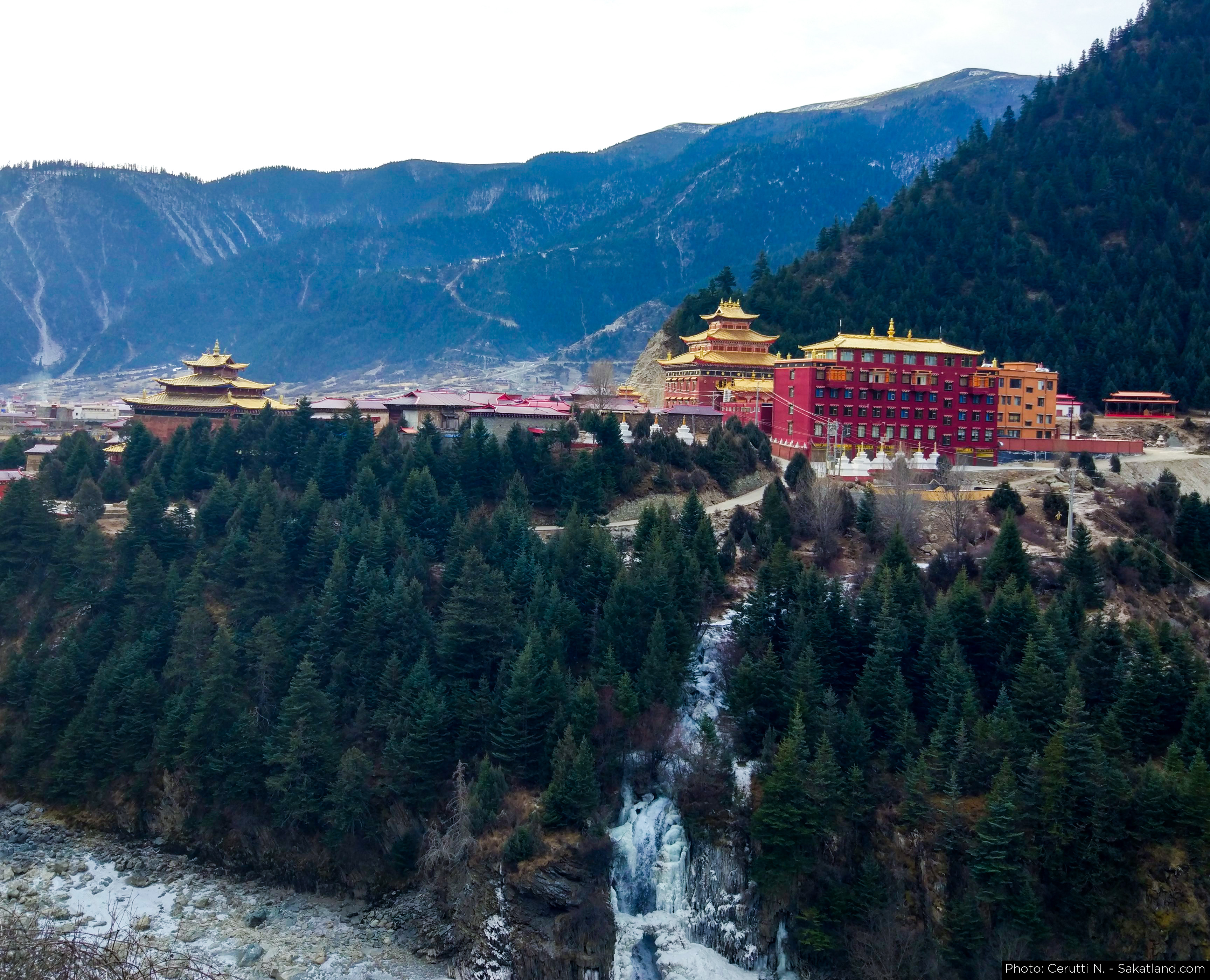 Xinlong_Road_05.jpg