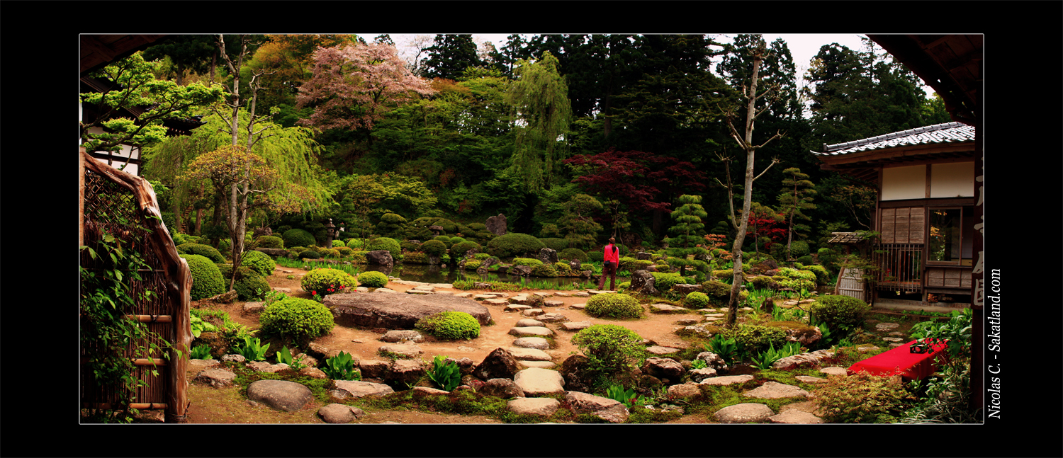 Trip_Junko_Zen_Garden_Pano1.jpg