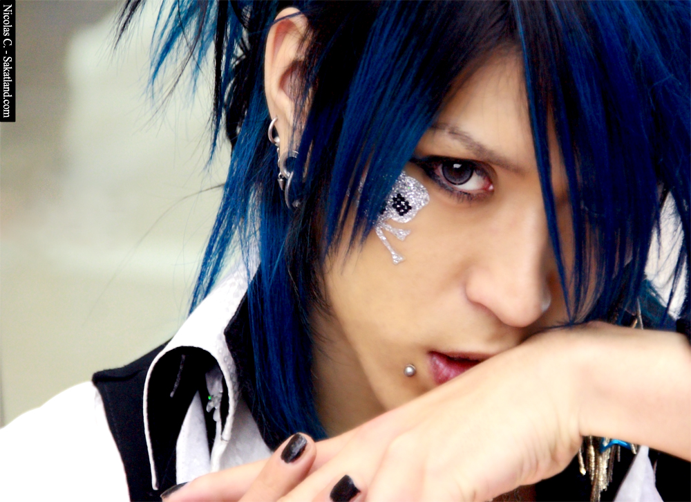 Hitt_Face3.jpg