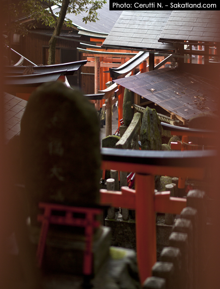 Fushimi_Temple3.jpg