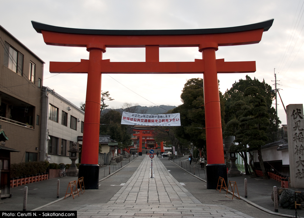 Fushimi_Tori1.jpg