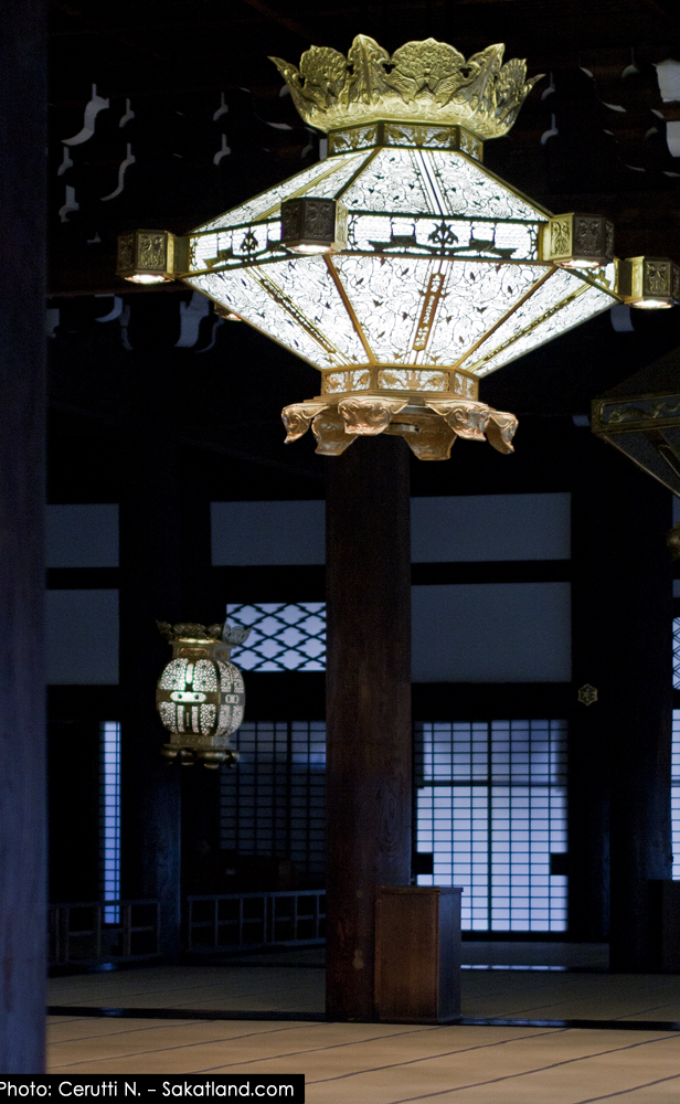 Honganji_Lustre.jpg