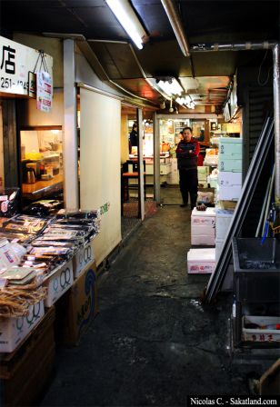 Sapporo_Matsuri_Market_Inside3.jpg