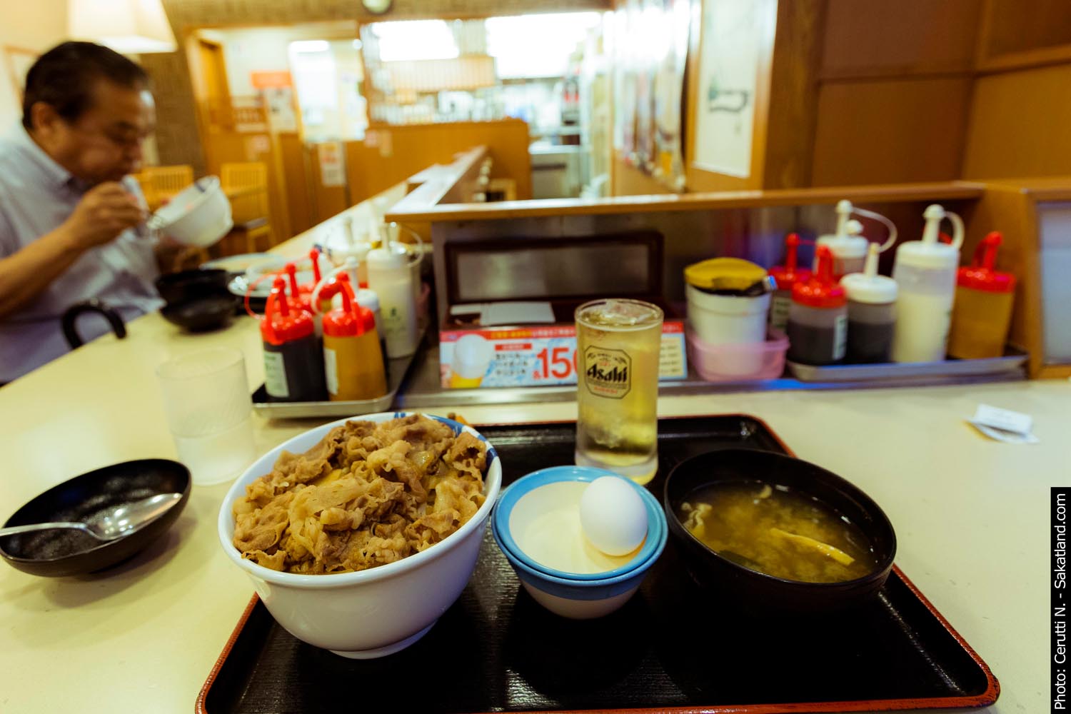 Asakusa_Gy%C3%BBdon.jpg