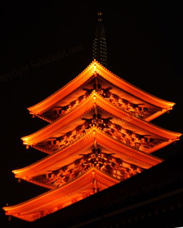 Asakusa_Temple.jpg