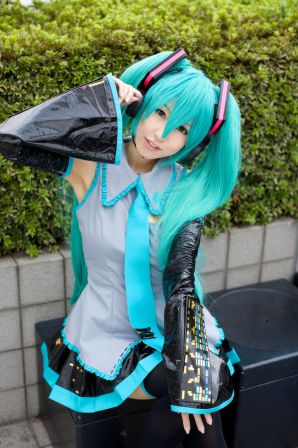 Miku_cosplay.jpg