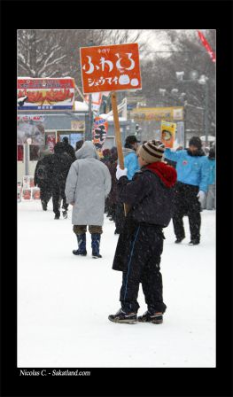 Sapporo_Matsuri_Snow_People_2.jpg